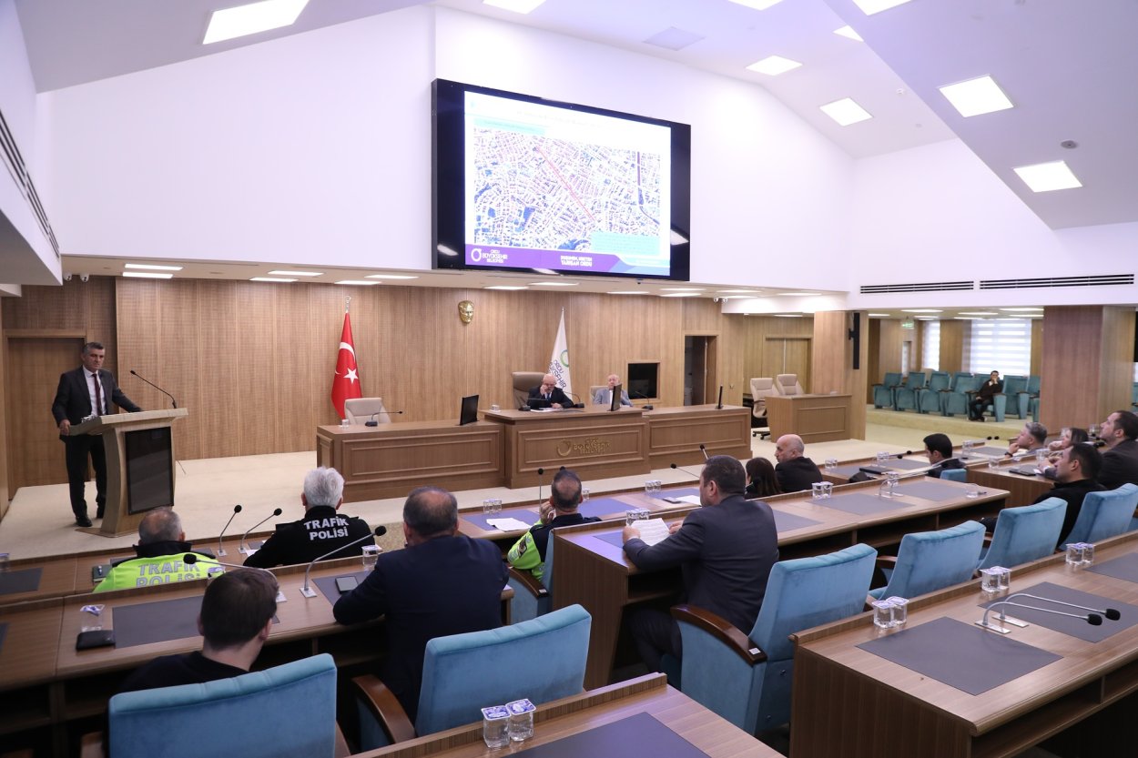 ALTINORDU’DA BAZI CADDELER ÜCRETLİ OTOPARK OLDU