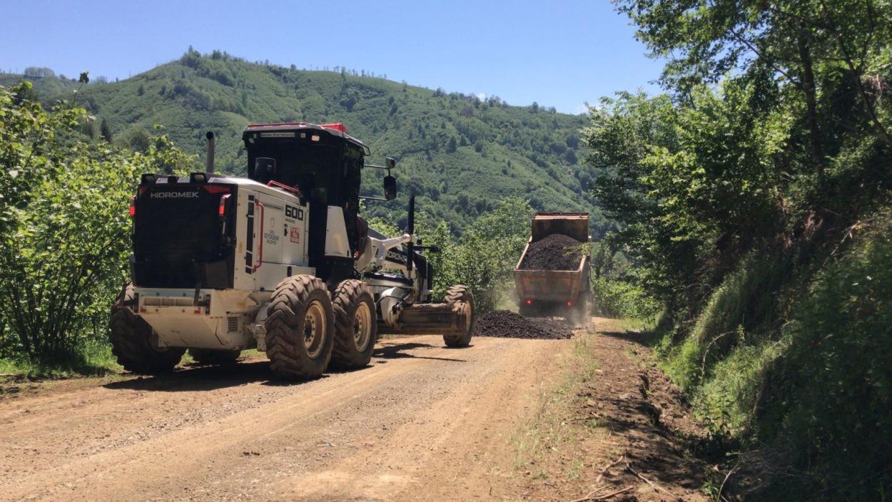 BÜYÜKŞEHİR BELEDİYESİ 19 İLÇEDE YOĞUN ÇALIŞMA YÜRÜTÜYOR