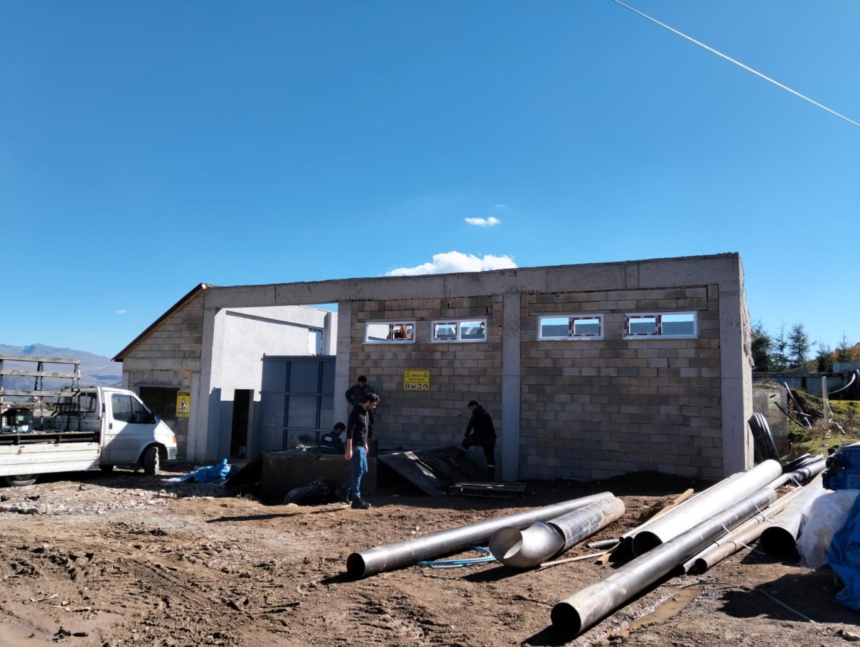 ÇAMBAŞI YAYLASI İÇME SUYU ARITMA TESİSİNE KAVUŞUYOR