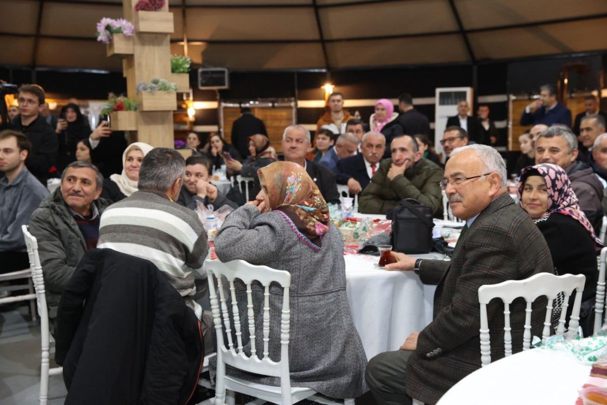 EN ÖZEL MİSAFİRLER AYNI SOFRADA BULUŞTU.