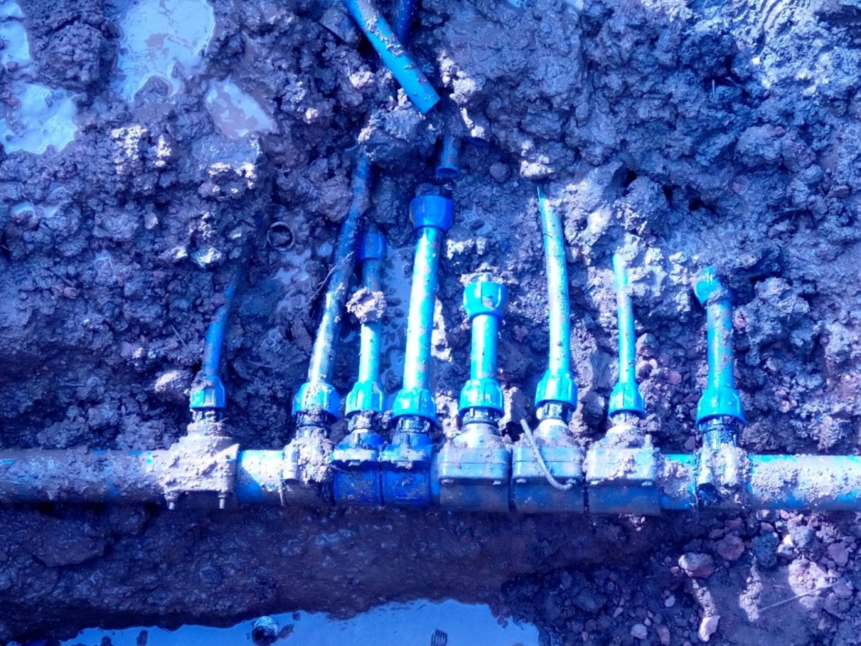 GÖRENLERİ ŞAŞKINA ÇEVİREN KAÇAK SU BAĞLANTILARI