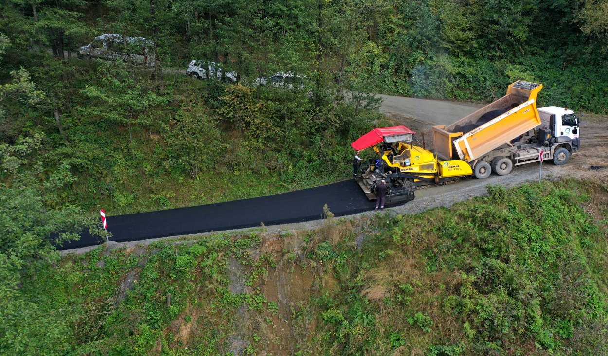 GÜRGENTEPE’DE SICAK ASFALT MUTLULUĞU