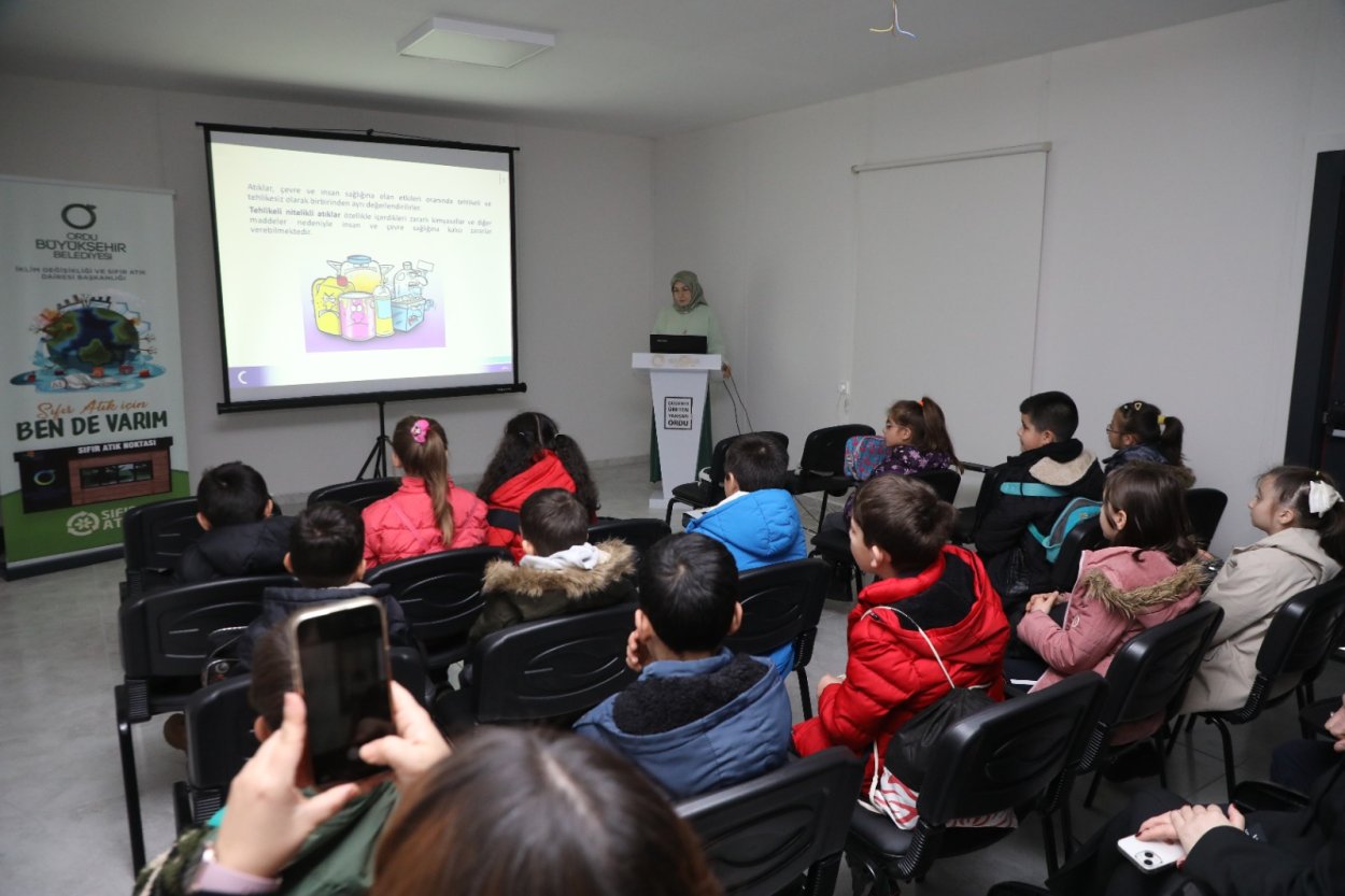 İKLİM DEĞİŞİKLİĞİ VE SIFIR ATIK EĞİTİM VE UYGULAMA MERKEZİ AÇILDI