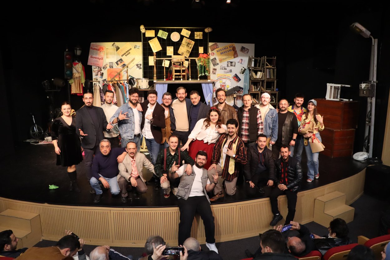 “KAHVEDE ŞENLİK VAR” OBBKT SAHNESİNDE