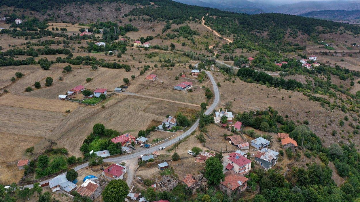 MESUDİYE’DE 200 KM YOL MODERN GÖRÜNÜME KAVUŞTU