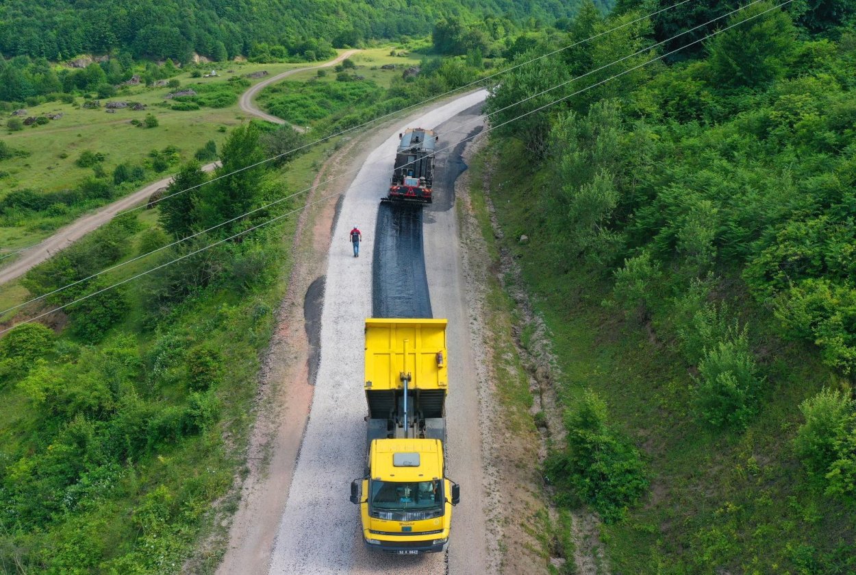 ORDU’DAN TOKAT’A BAĞLANTI SAĞLAYAN GÜZERGAH MODERNİZE EDİLİYOR