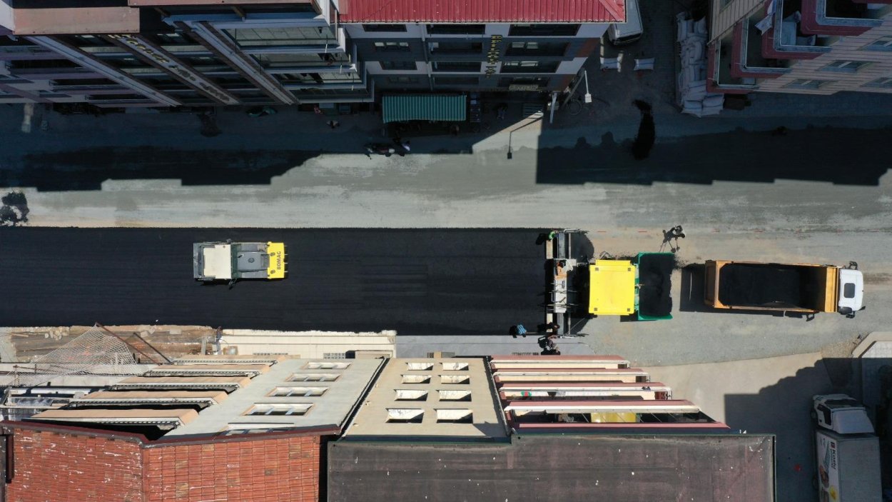 ÜNYE KALEDERE MAHALLESİ ASFALT İLE BULUŞUYOR