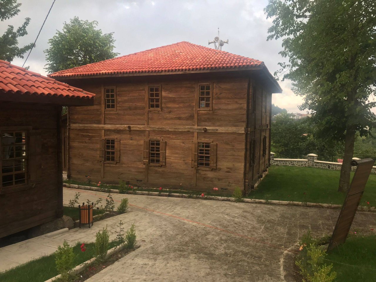 Çayır Ahşap Cami Restorasyon ve Çevre Düzenleme Projesi